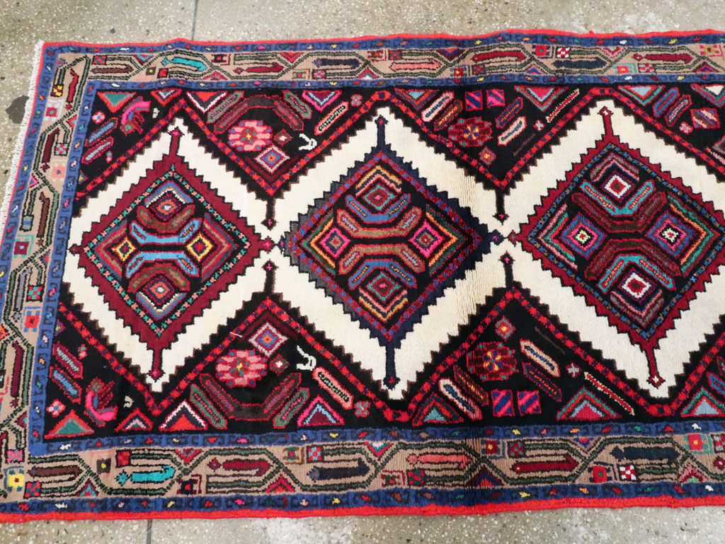 Vintage Persian Hamadan Rug, No.26309 - Staging