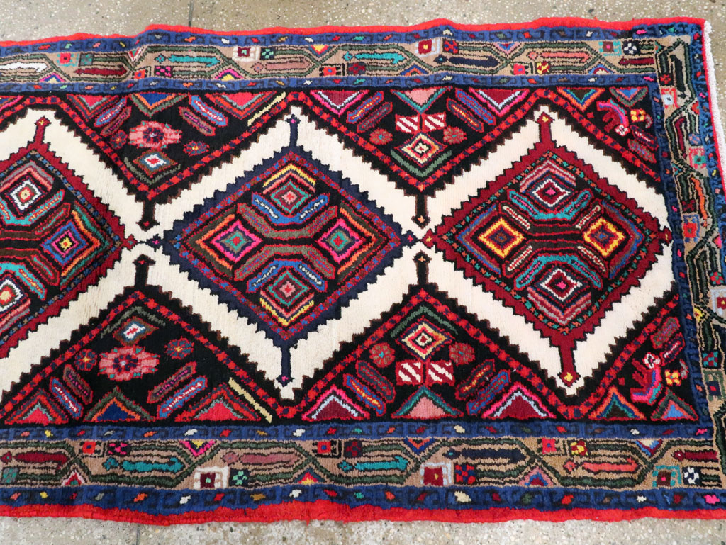 Vintage Persian Hamadan Rug, No.26309 - Staging