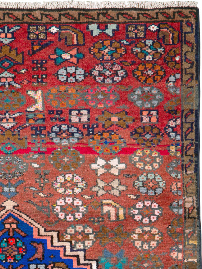 Vintage Persian Hamadan Rug, No.26312 - Staging