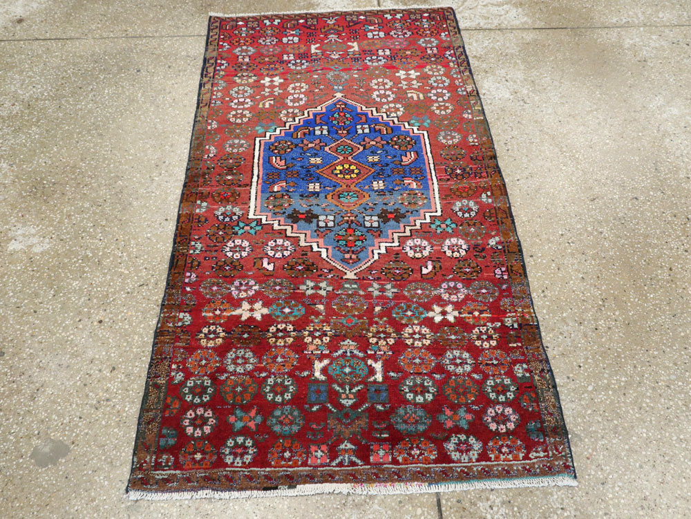 Vintage Persian Hamadan Rug, No.26312 - Staging