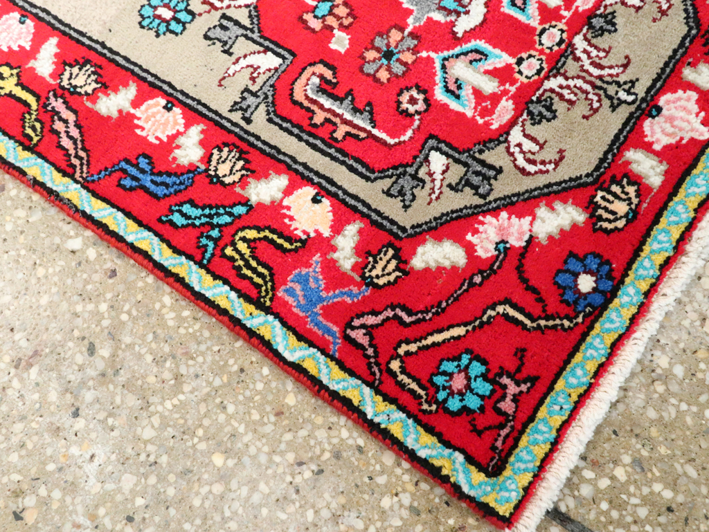 Vintage Persian Mahal Small Runner, No.26317 - Staging