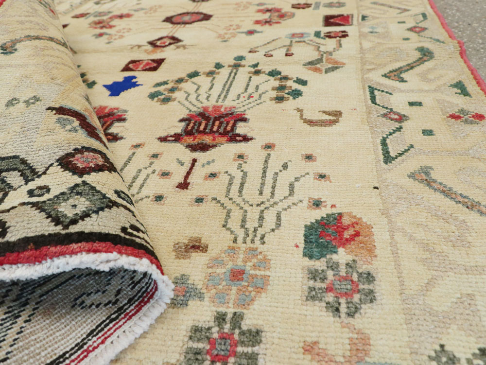 Vintage Persian Hamdan Rug, No.26332 - Staging