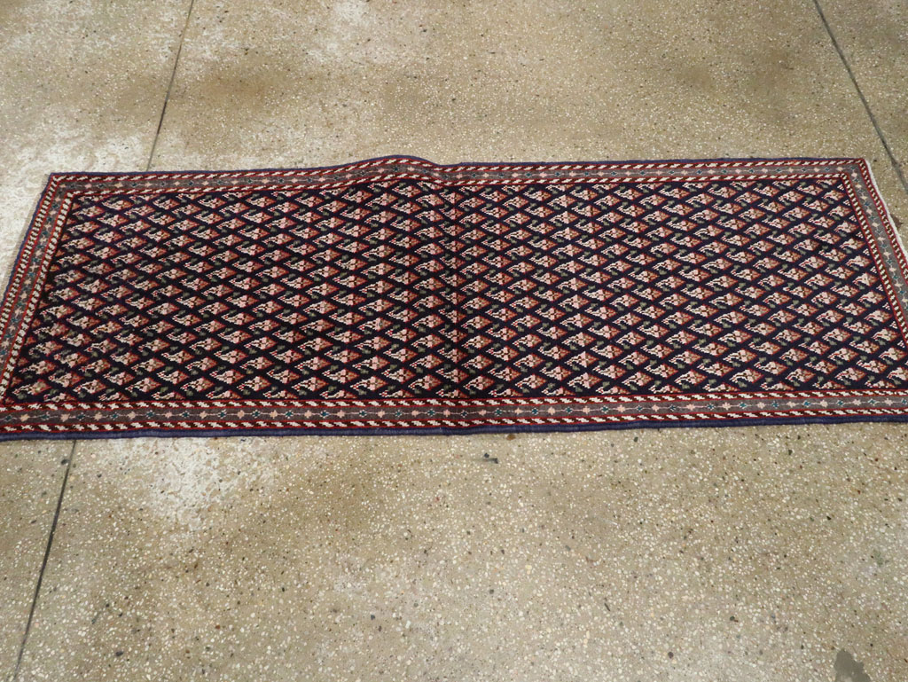 Vintage Persian Hamadan Rug, No.26341 - Staging