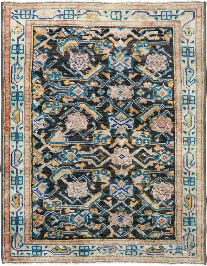 Vintage Persian Tabriz Rug, No.26346 - Staging