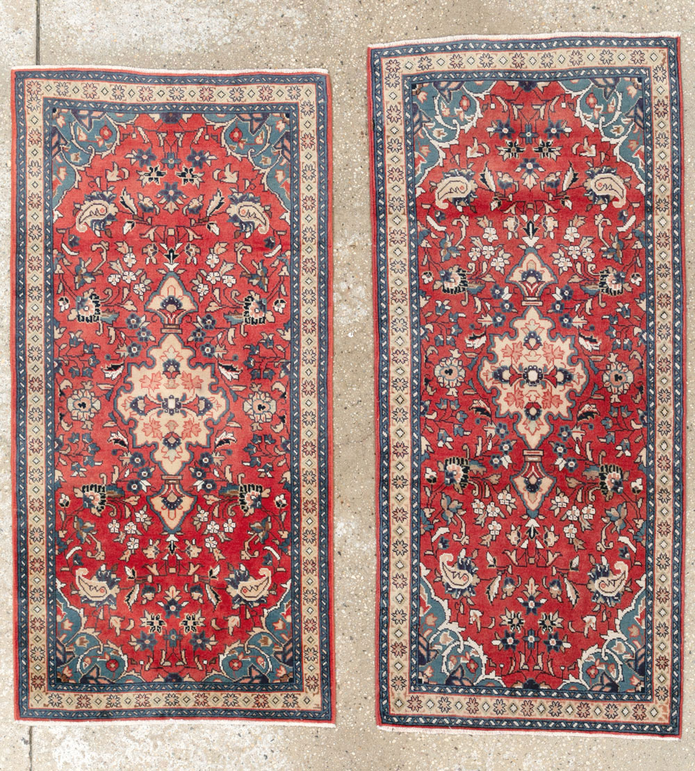 Vintage Persian Tabriz Throw Rug (Pair: 2 of 2), No.26348 - Staging