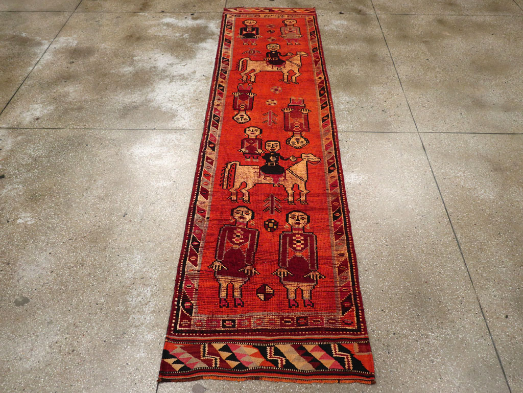 Vintage Anatolian Pictorial Runner, No.26447 - Staging