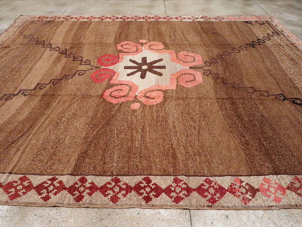 Vintage Turkish Anatolian Carpet, No.26468 - Staging