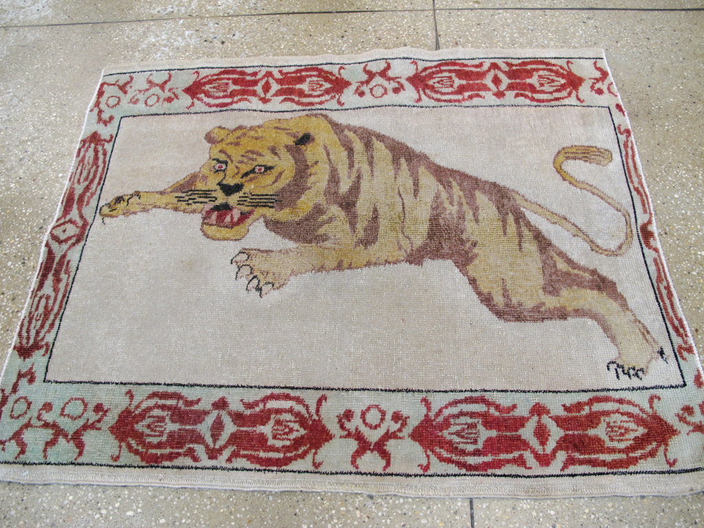 Vintage Pictorial Anatolian Rug, No.26479 - Staging