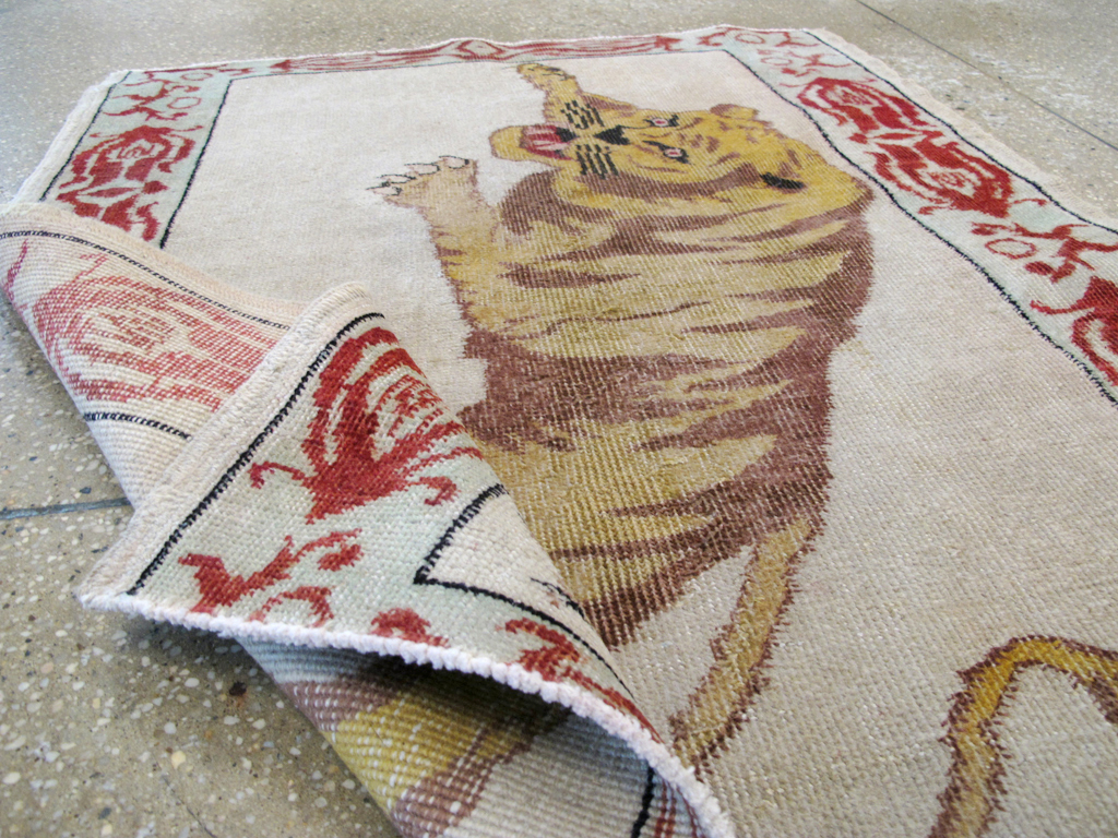 Vintage Pictorial Anatolian Rug, No.26479 - Staging