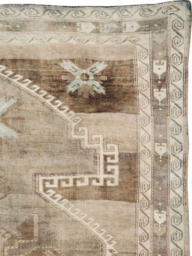 Vintage Turkish Anatolian Carpet, No.26501 - Staging