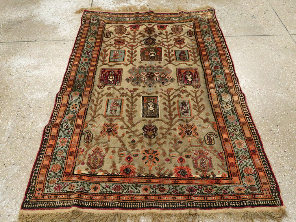 Silk Antique Persian Shiraz Pictorial Souf Throw Rug, No.26503 - Staging