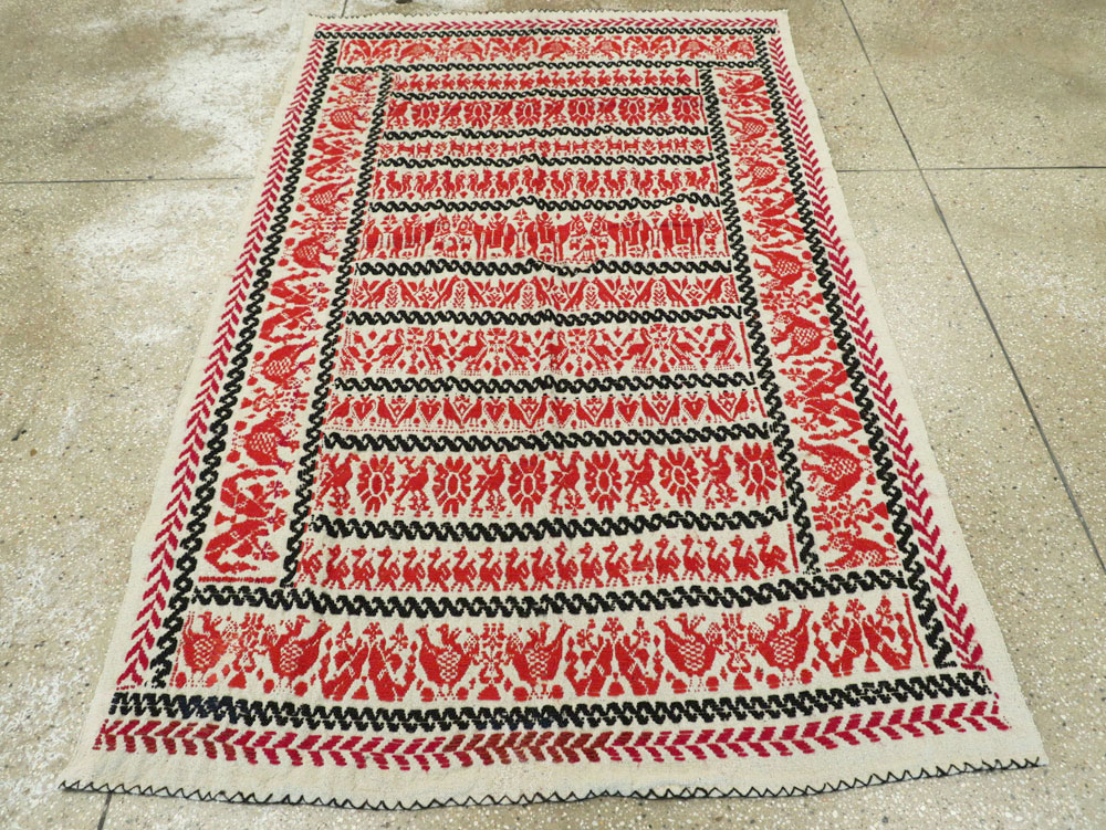 Vintage Spanish Textile, No.26517 - Staging