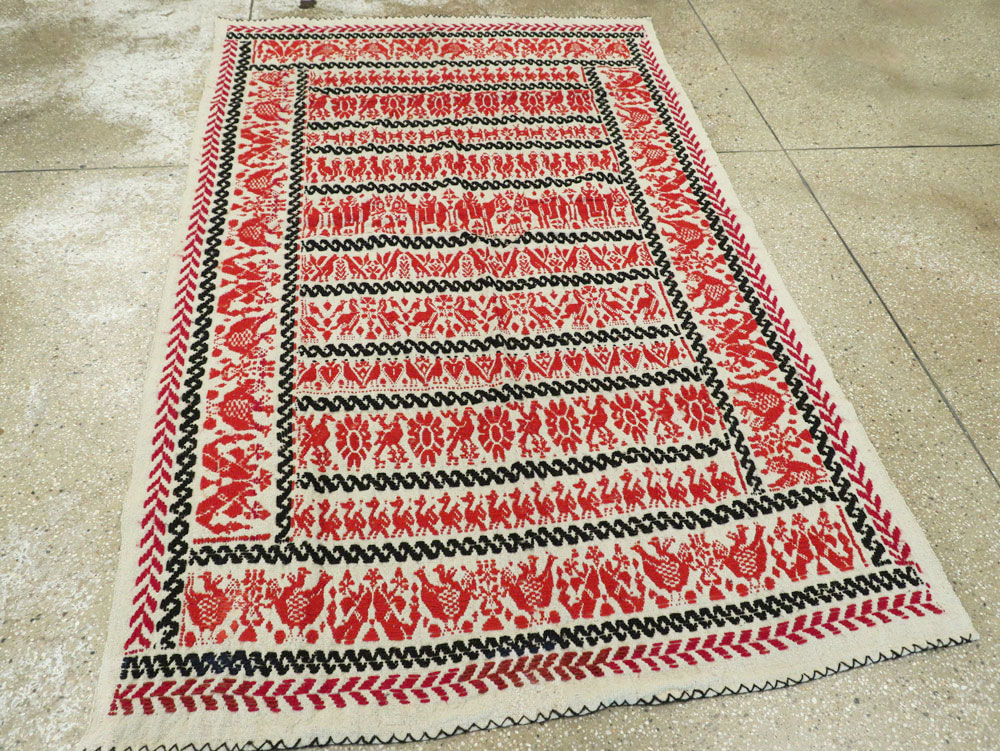 Vintage Spanish Textile, No.26517 - Staging