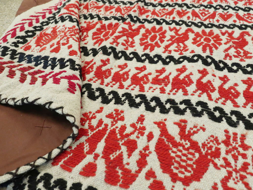 Vintage Spanish Textile, No.26517 - Staging