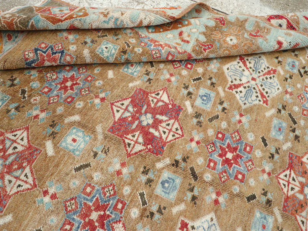 Vintage Turkish Anatolian Accent Carpet, No.26518 - Staging