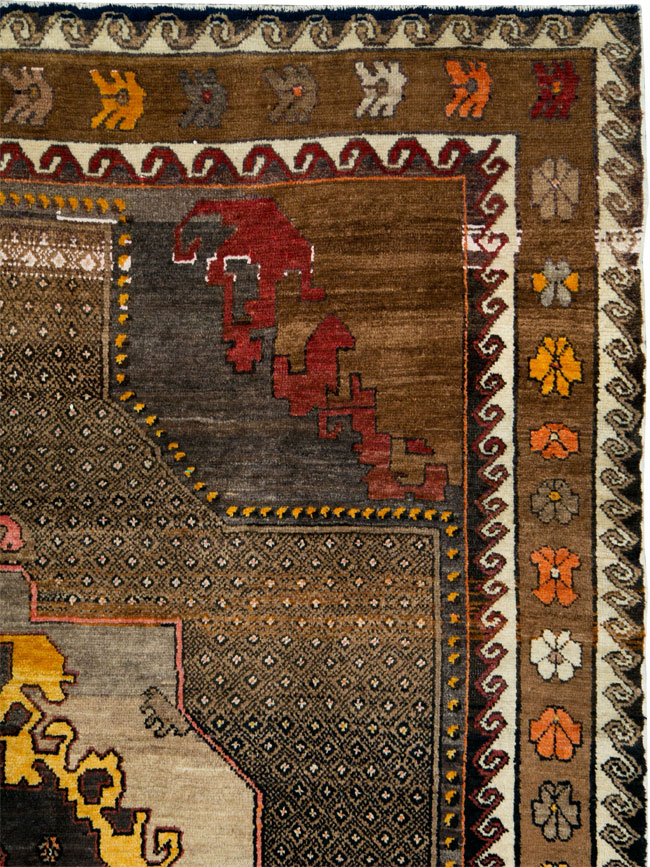 Vintage Anatolian Carpet, No.26520 - Staging