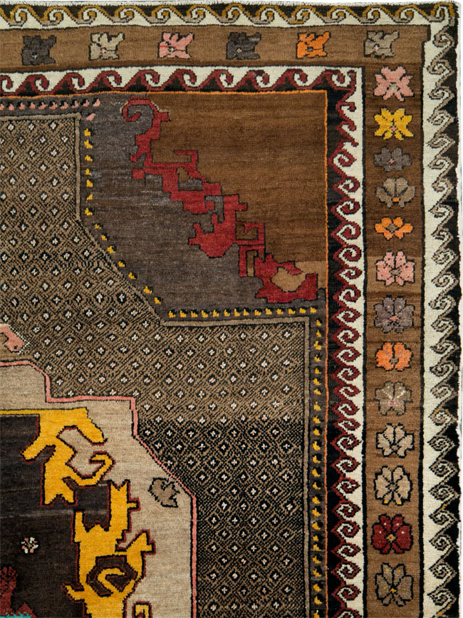 Vintage Anatolian Carpet, No.26520 - Staging