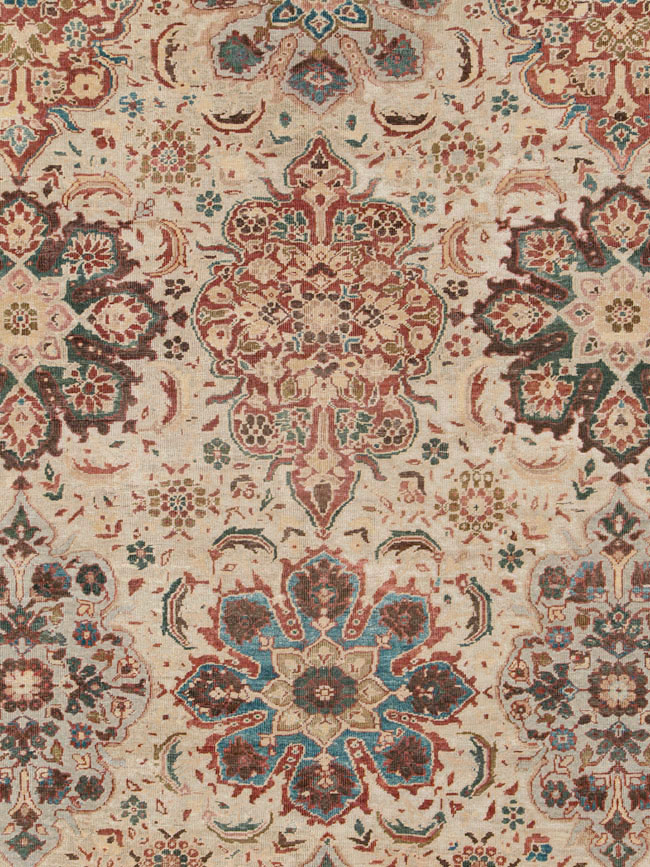 Antique Persian Sultanabad Carpet, No.26536 - Staging