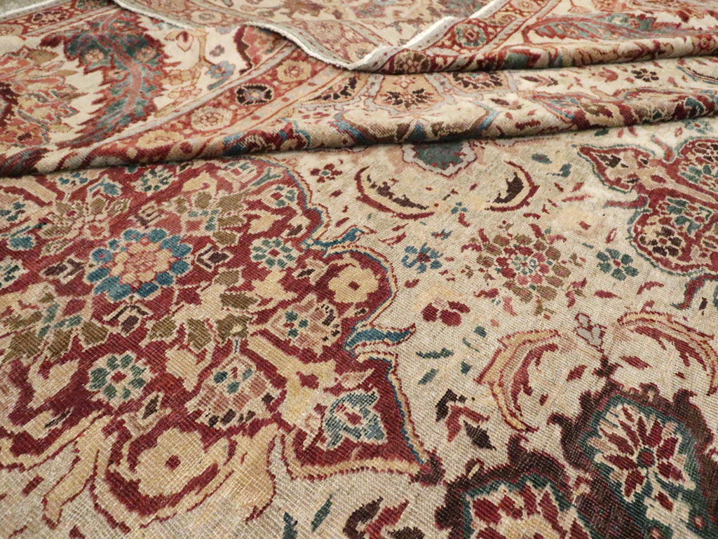 Antique Persian Sultanabad Carpet, No.26536 - Staging