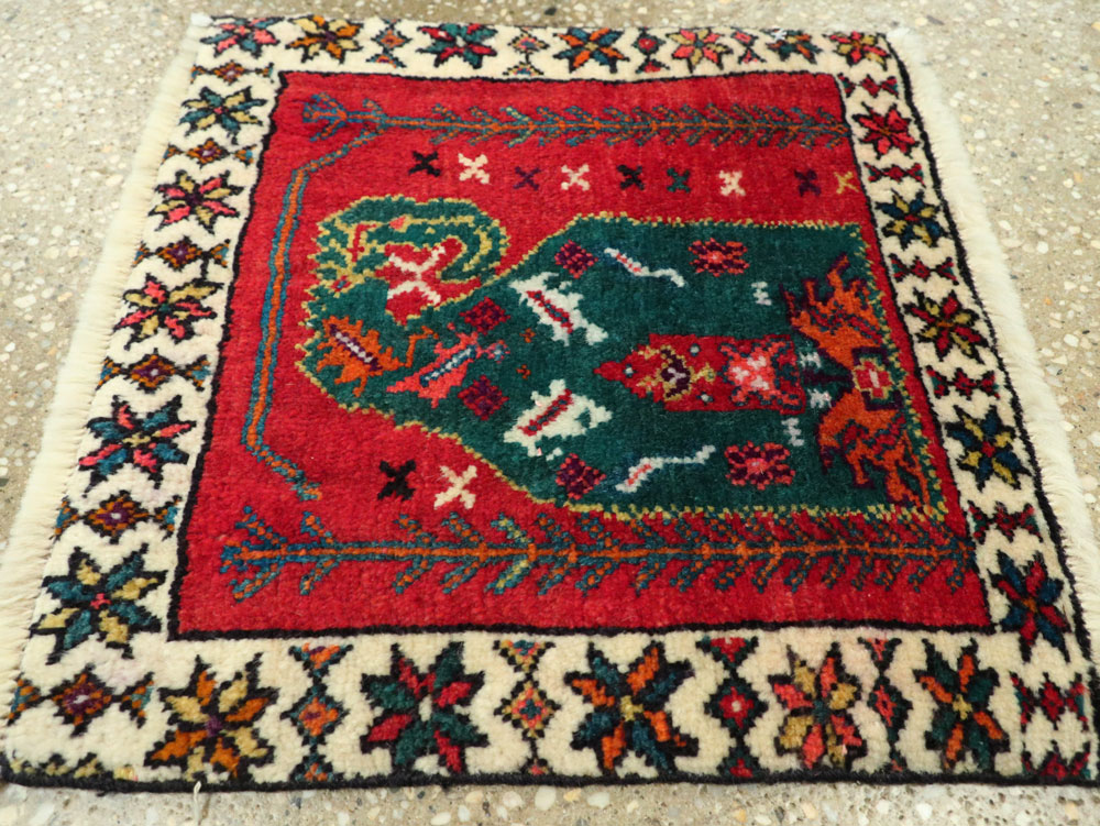 Vintage Persian Shiraz Rug, No.26600 - Staging