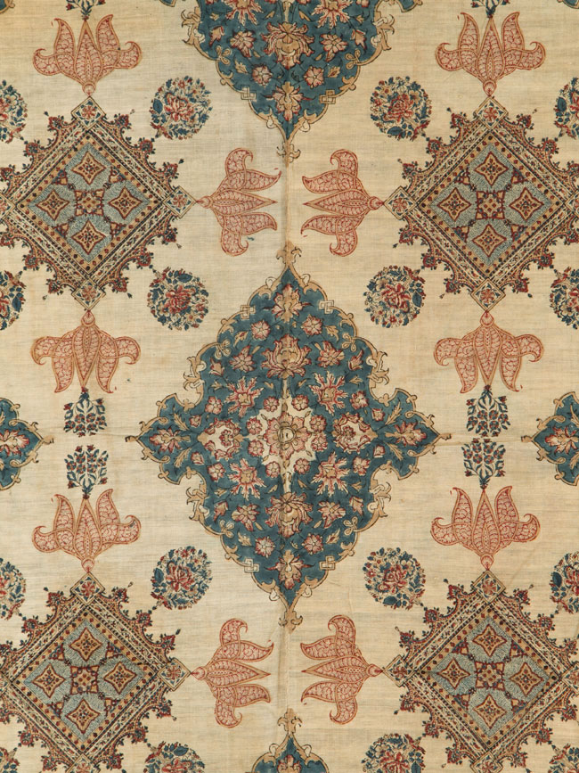 Vintage Persian Isfahan Ghalamkari Square Textile, No.26618 - Staging