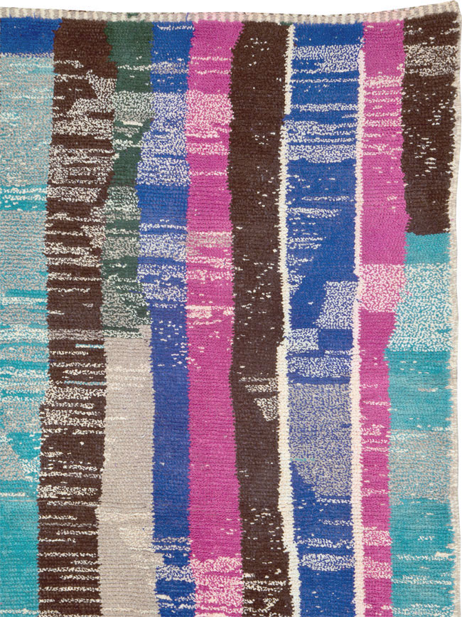 Modern Moroccan Carpet, No.26644 - Staging