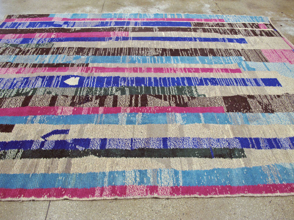 Modern Moroccan Carpet, No.26644 - Staging