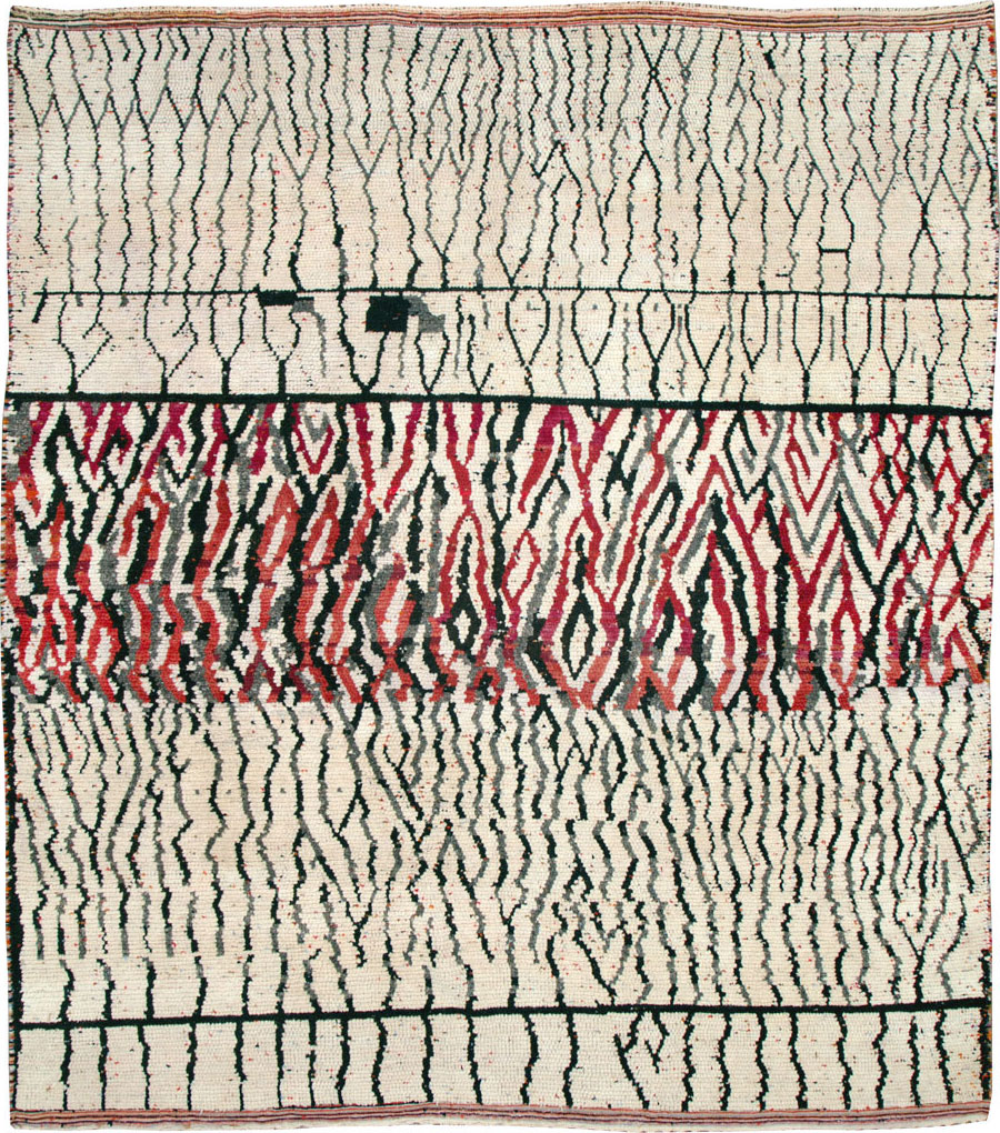 Modern Moroccan Carpet, No.26645 - Staging