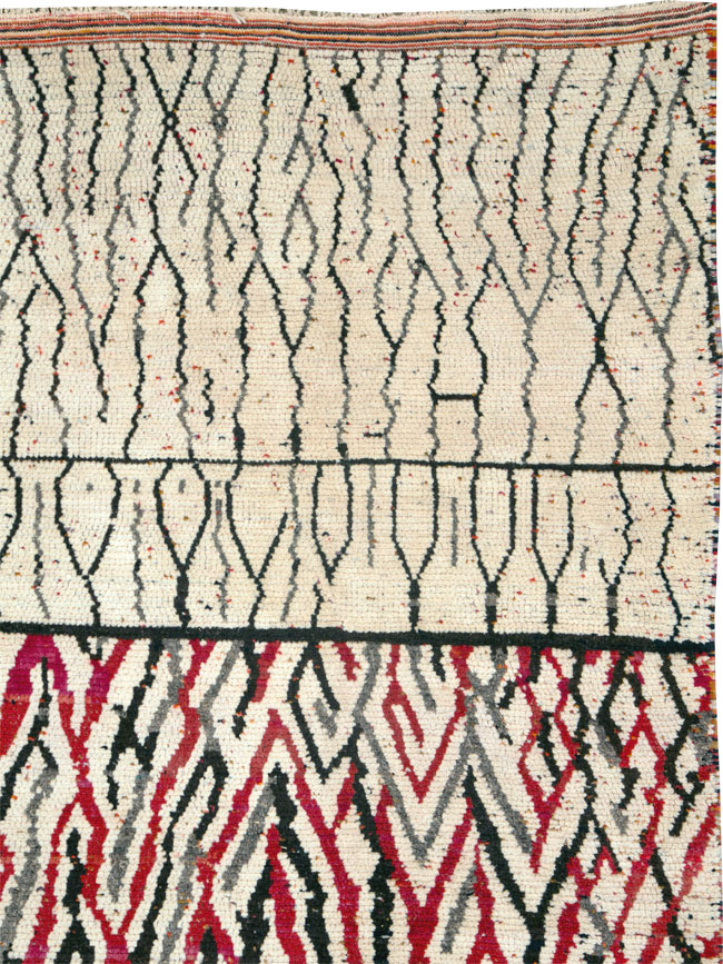 Modern Moroccan Carpet, No.26645 - Staging