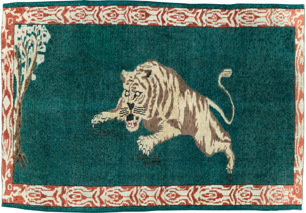 Vintage Pictorial Anatolian Rug, No.26669 - Staging