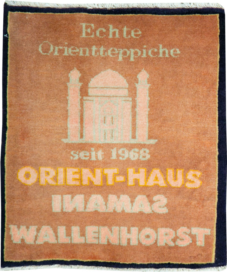 Vintage Persian Kashan Pictorial Rug, No.26684 - Staging