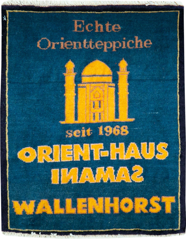 Vintage Persian Kashan Pictorial Rug, No.26685 - Staging