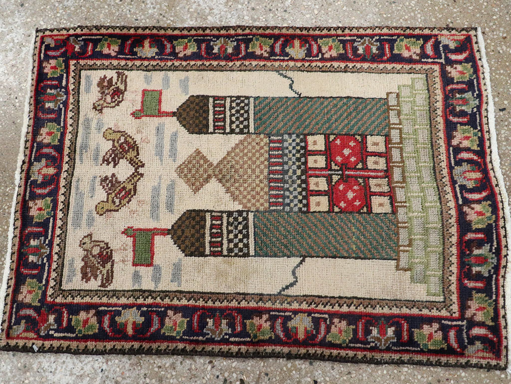 Vintage Persian Tabriz Pictorial Rug, No.26704 - Staging