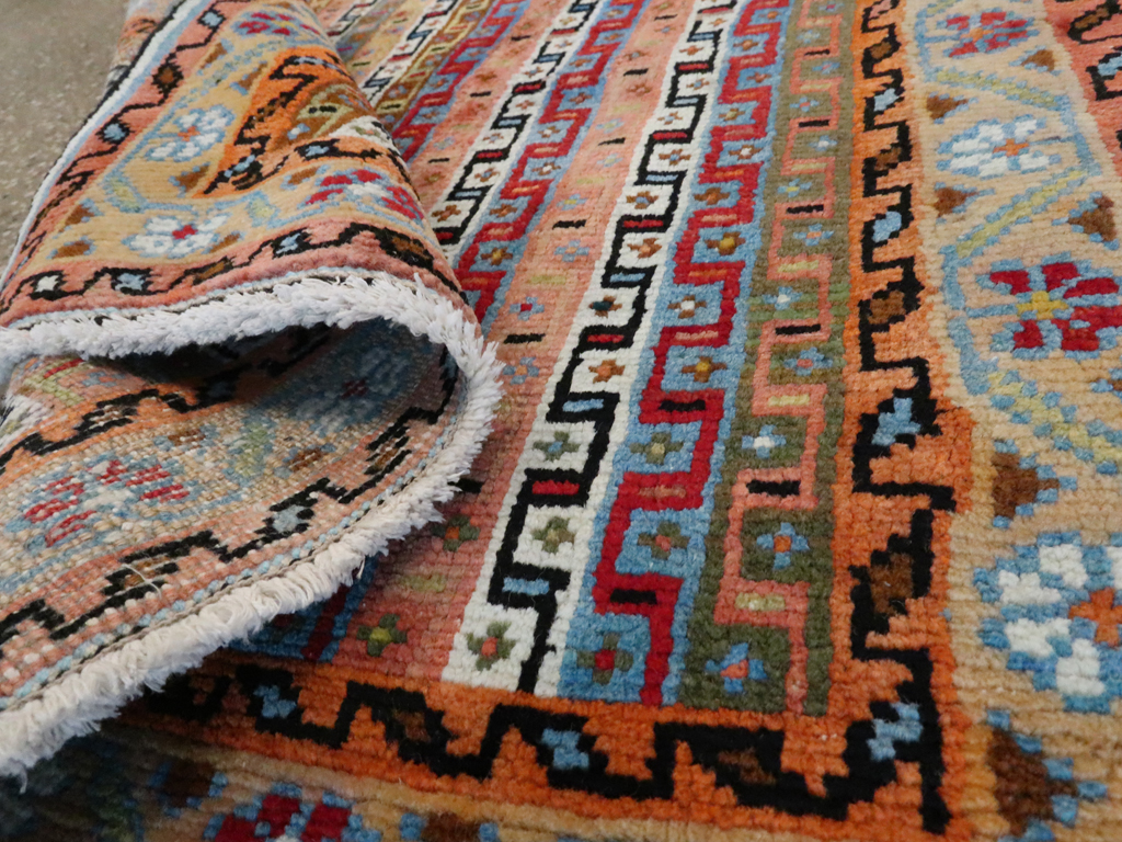 Vintage Persian Mahal Rug, No.26732 - Staging