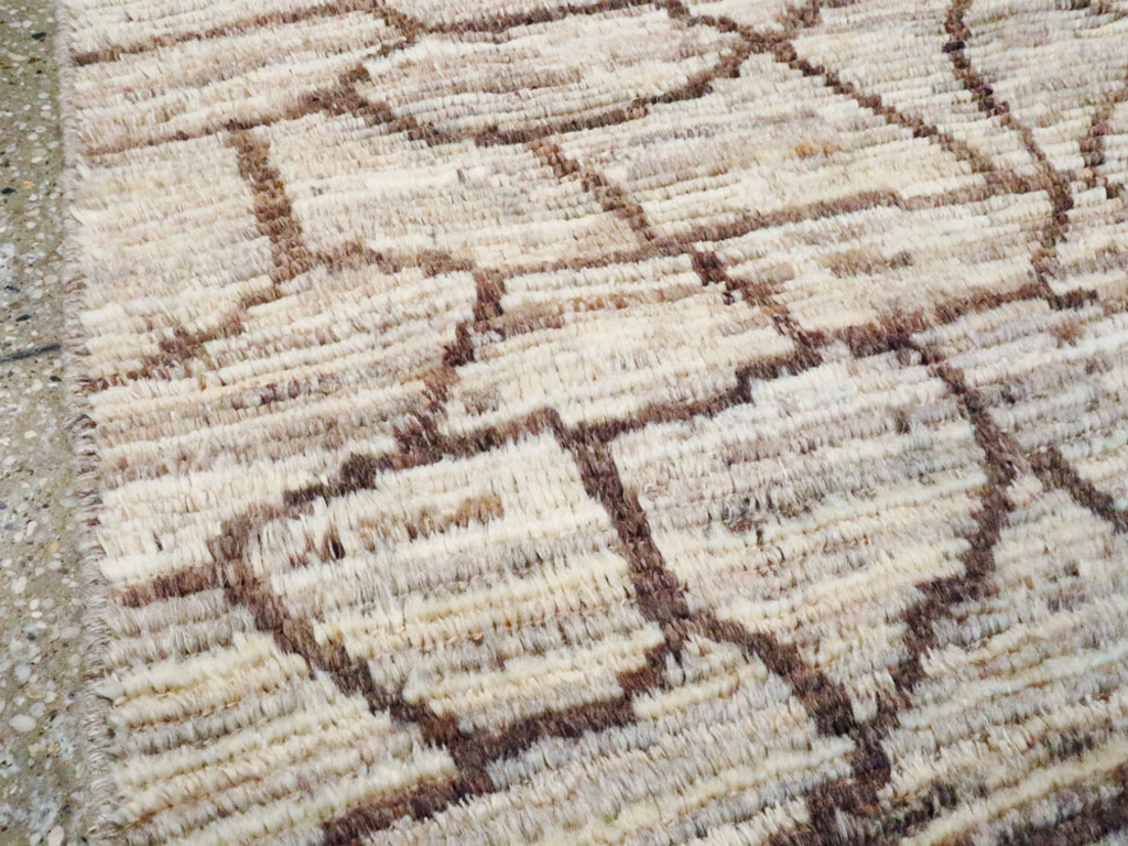 Modern Persian Gabbeh Rug, No.26736 - Staging