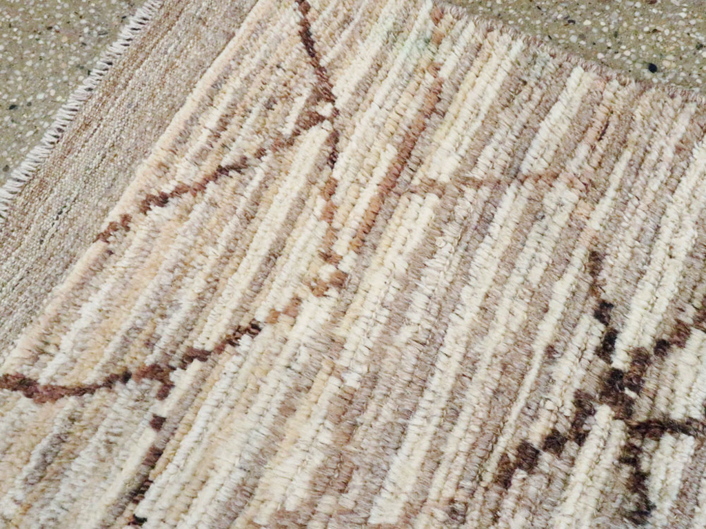 Modern Persian Gabbeh Rug, No.26736 - Staging
