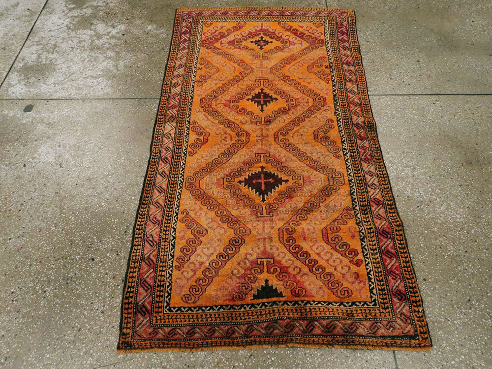 Vintage Persian Baluch Rug, No.26737 - Staging