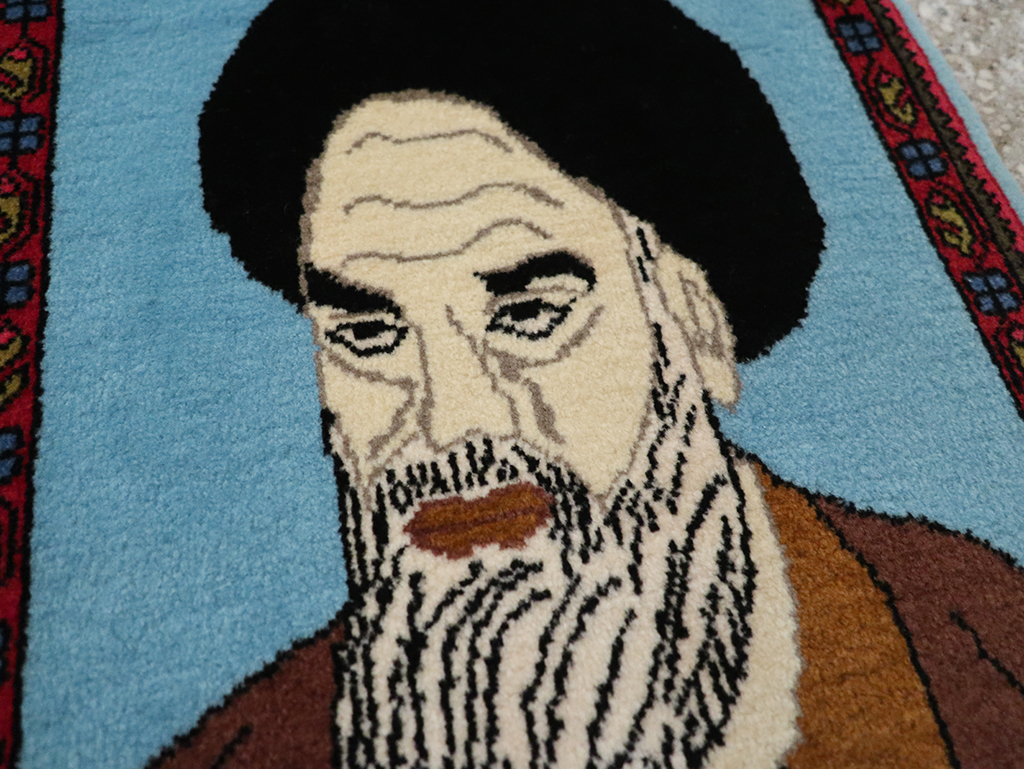 Vintage Persian Mahal Pictorial Rug, No.26744 - Staging