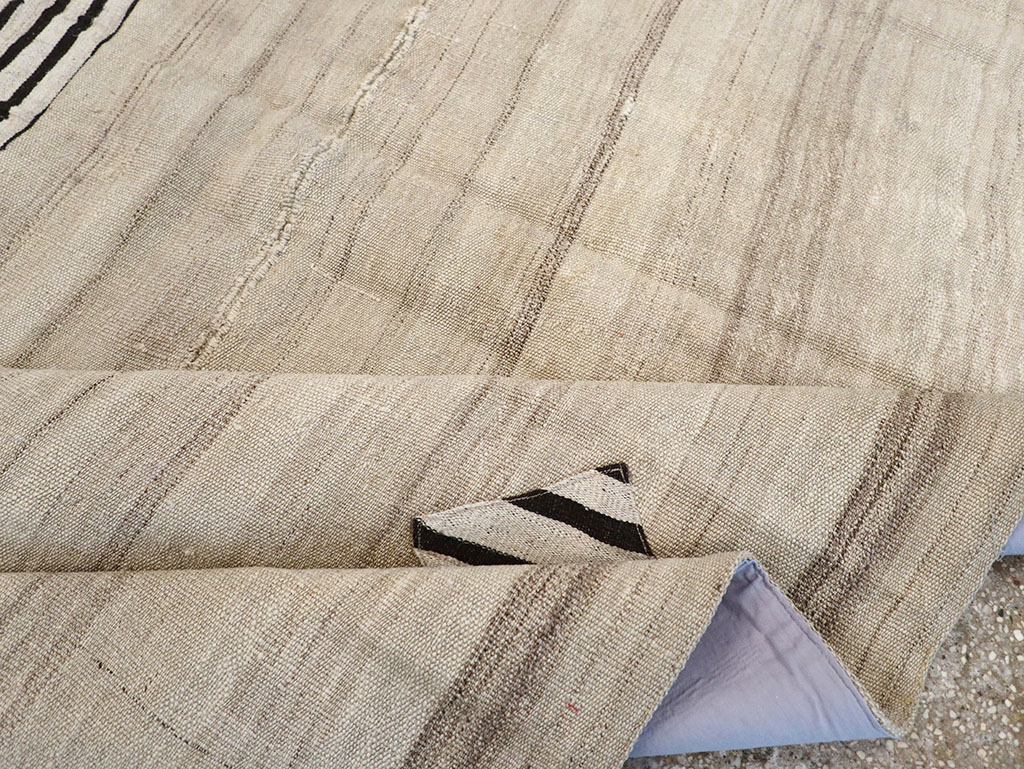 Vintage Persian Flatweave Kilim Accent Rug, No.26757 - Staging