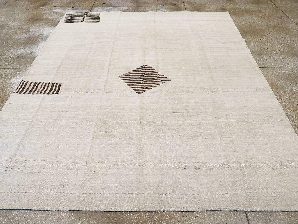 Vintage Persian Flatweave Kilim Accent Carpet, No.26758 - Staging