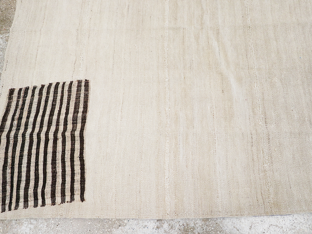 Vintage Persian Flatweave Kilim Accent Carpet, No.26758 - Staging