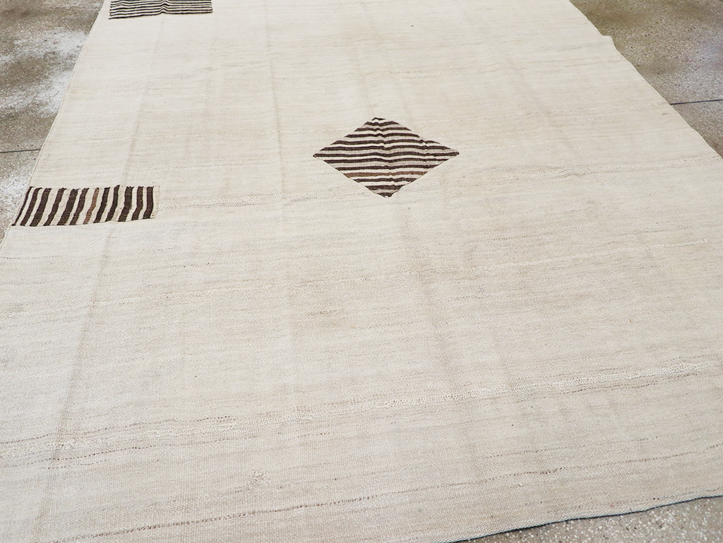 Vintage Persian Flatweave Kilim Accent Carpet, No.26758 - Staging