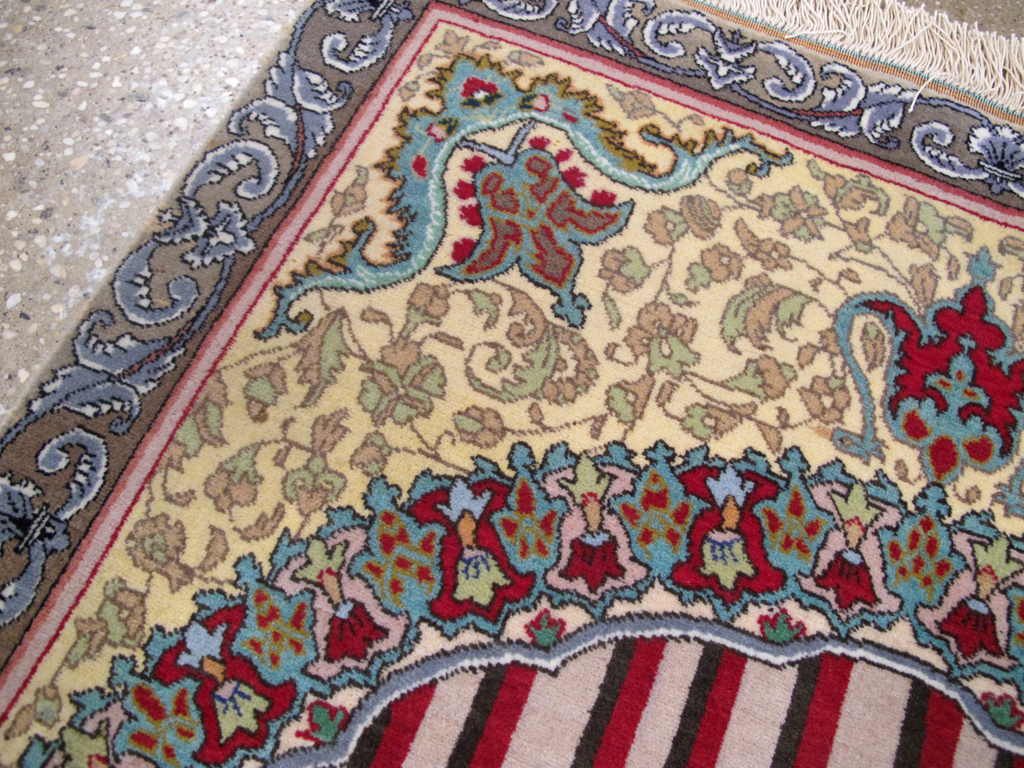 Vintage Persian Tabriz Pictorial Rug, No.26771 - Staging