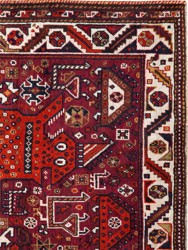 Vintage Pictorial Qashqai Rug, No.26794 - Staging