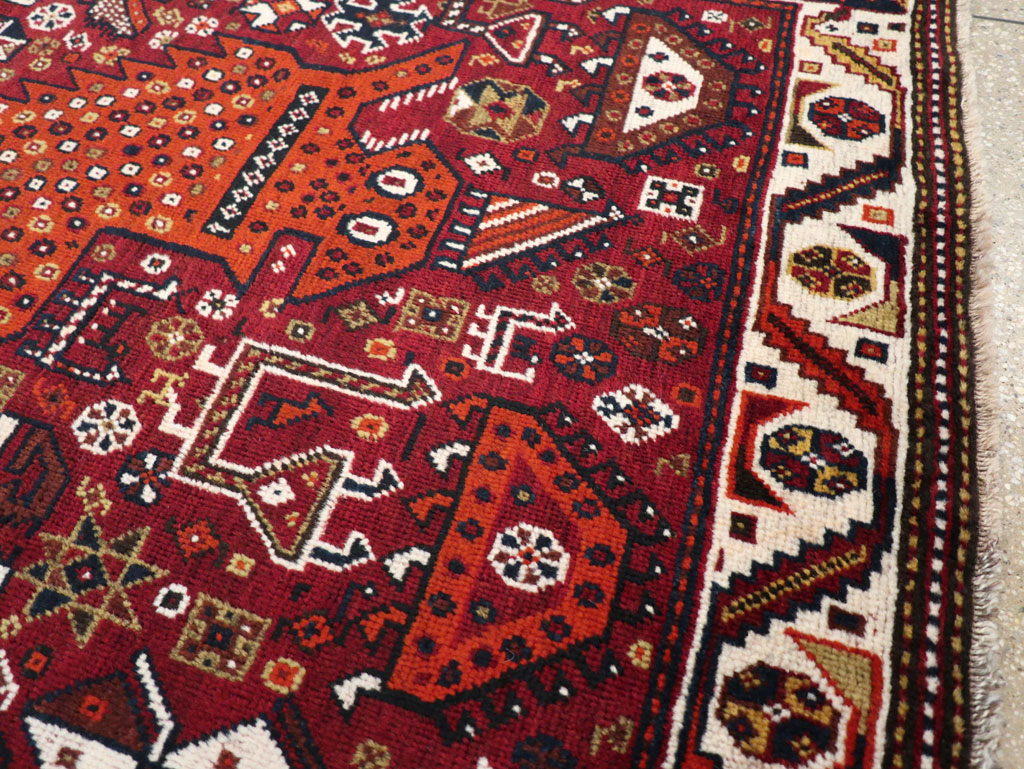 Vintage Pictorial Qashqai Rug, No.26794 - Staging