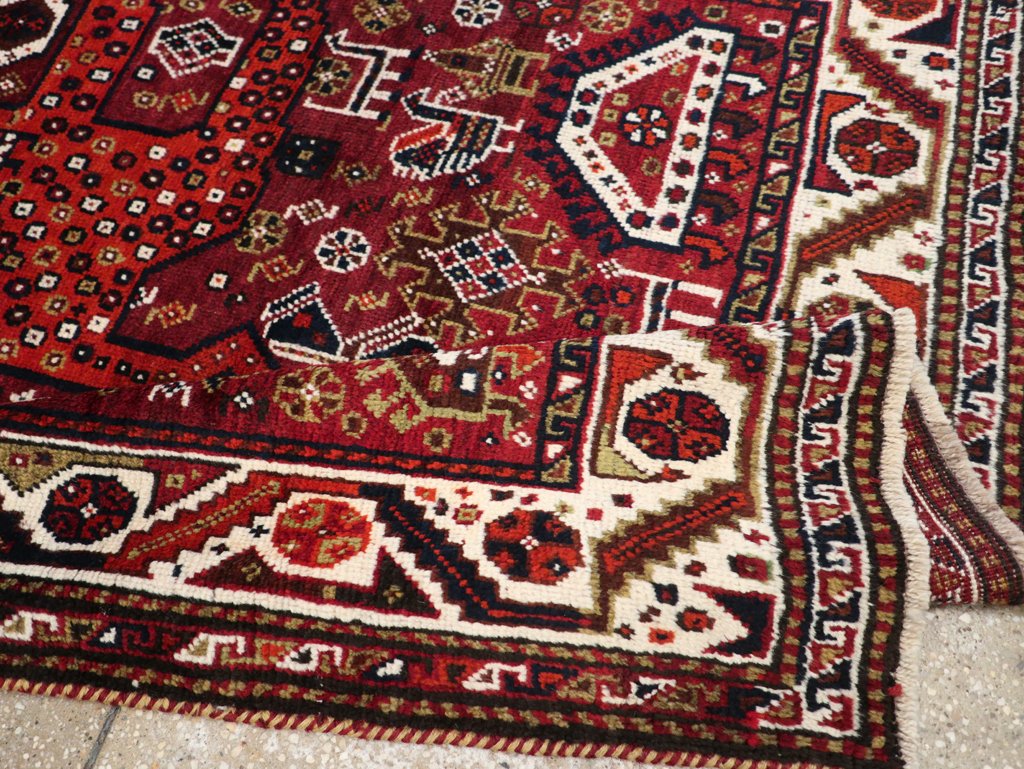 Vintage Pictorial Qashqai Rug, No.26794 - Staging