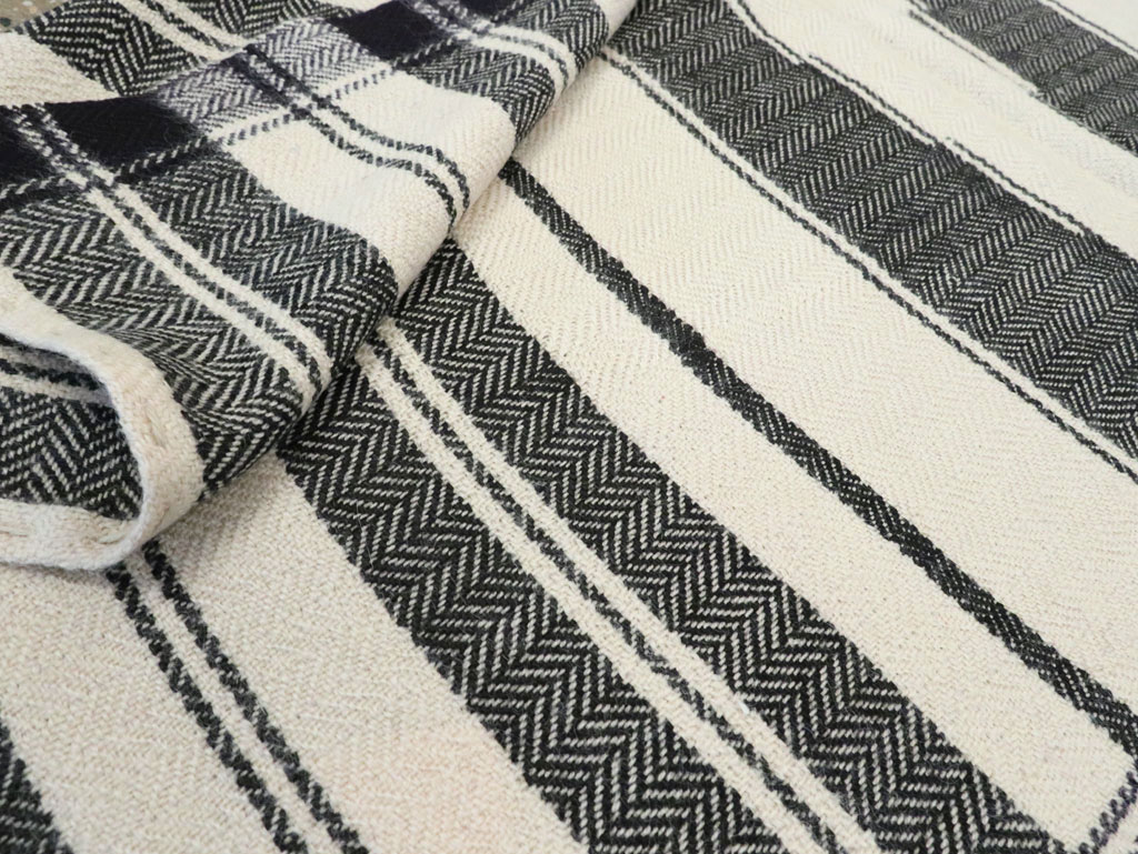 Vintage Persian Textile, No.26800 - Staging