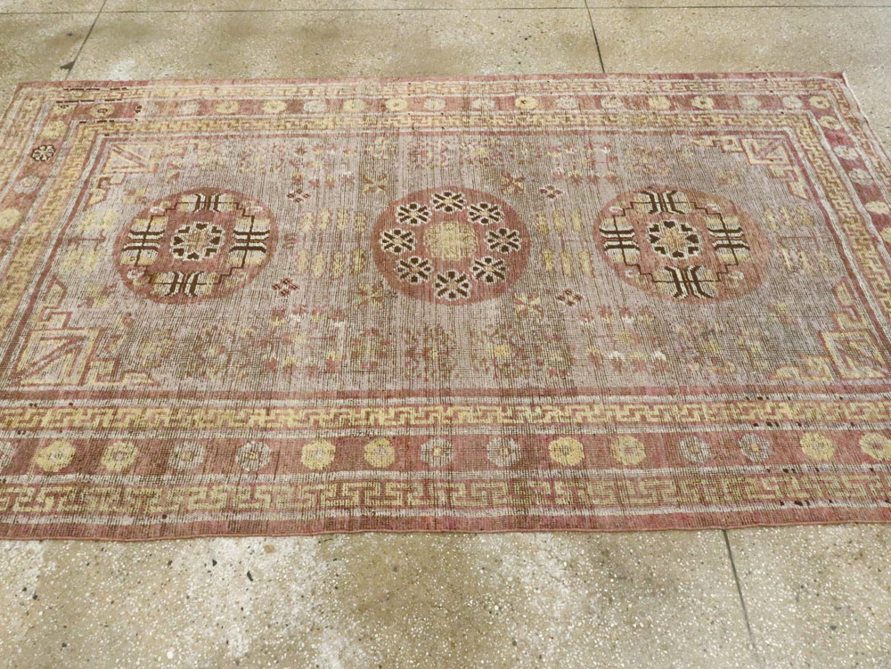 Antique East Turkestan Khotan Accent Rug, No.26818 - Staging