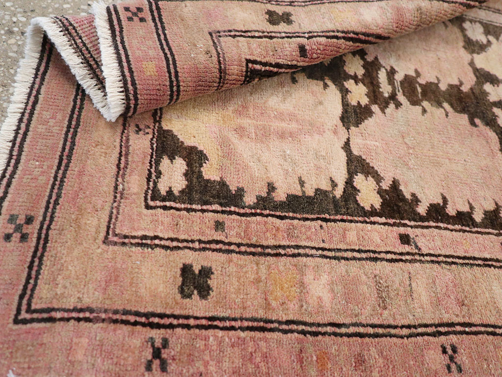 Vintage Persian Ardabil Throw Rug, No.26831 - Staging