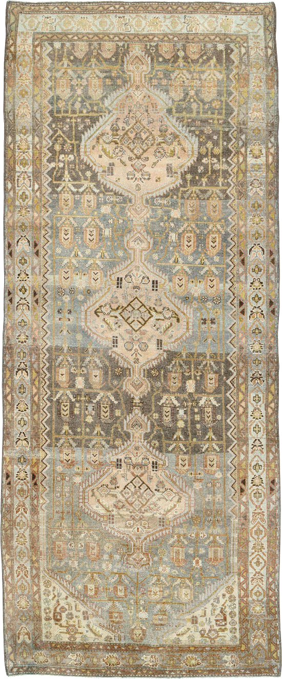 Antique Persian Malayer Gallery Carpet, No.26882 - Staging